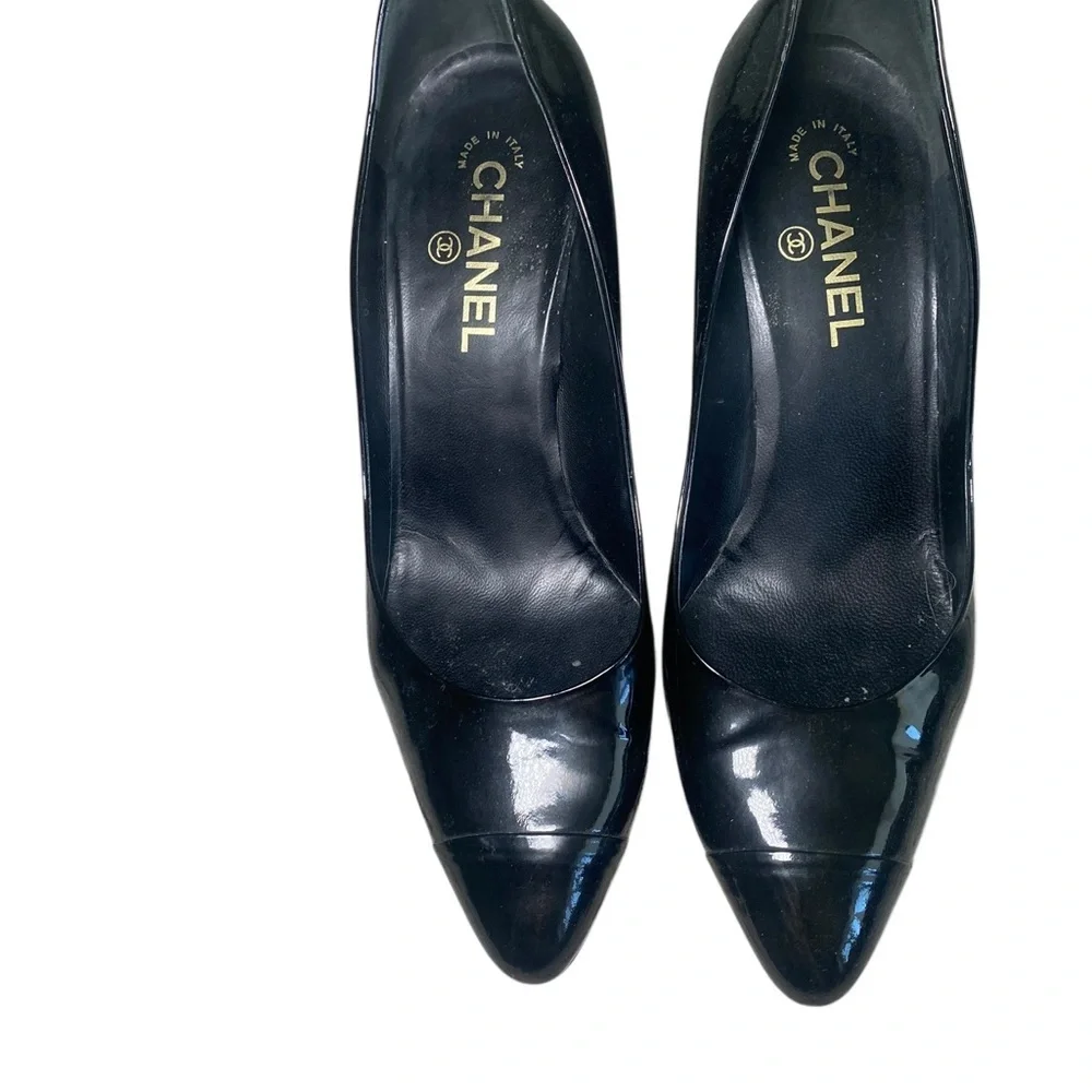 CHANEL Black Patent Leather Heels with Gold Accent size 39.5